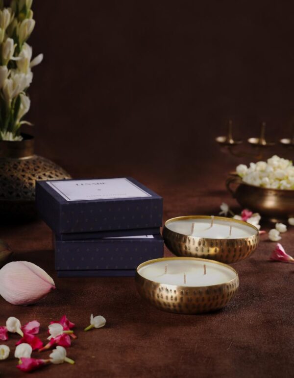 Metal Urli Candle ( Soy Wax )